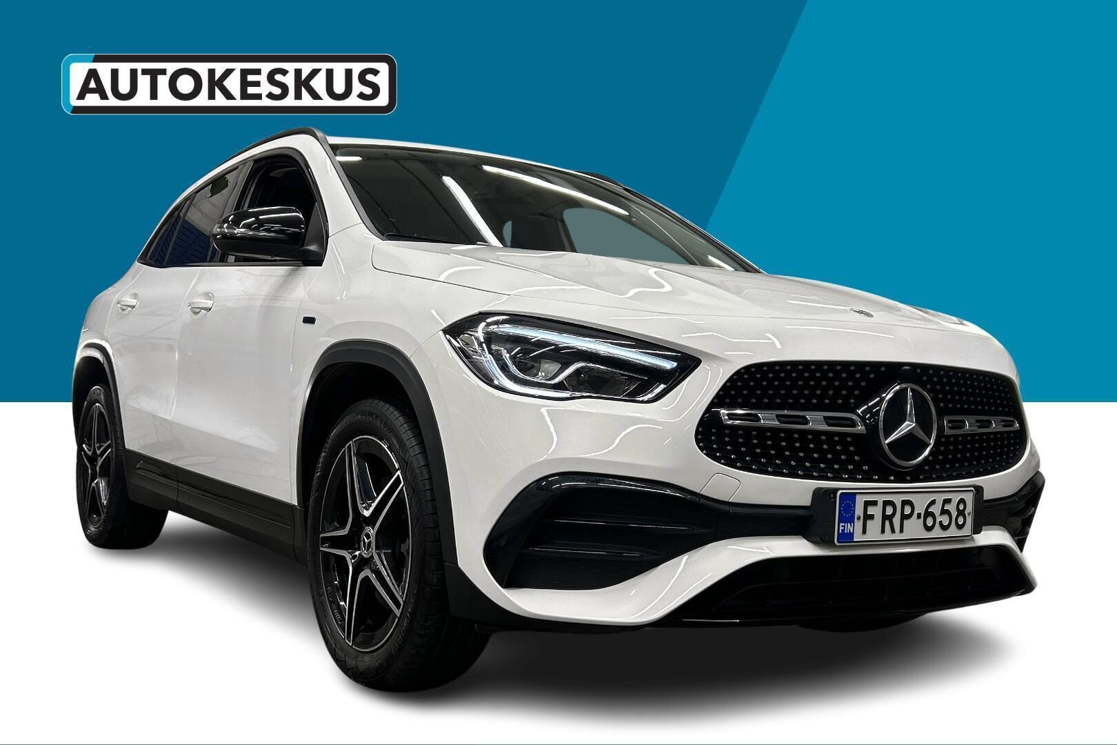 Mercedes-Benz GLA iso kuva 3