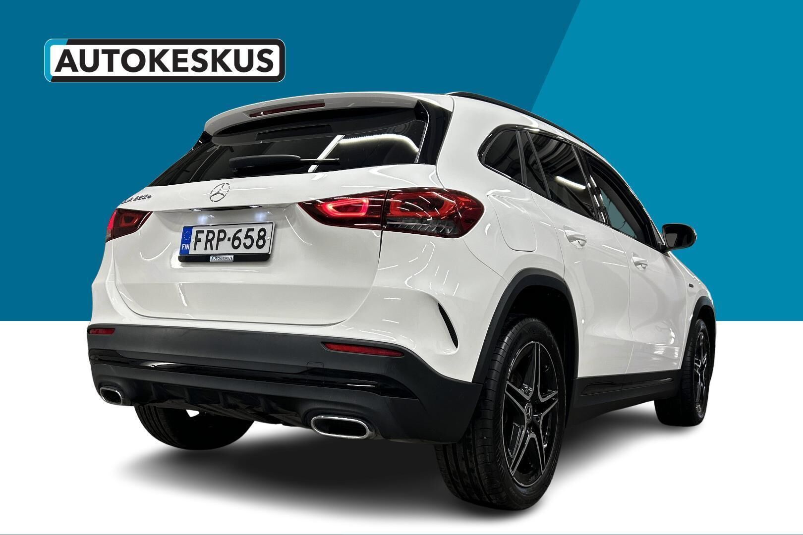 Mercedes-Benz GLA iso kuva 20