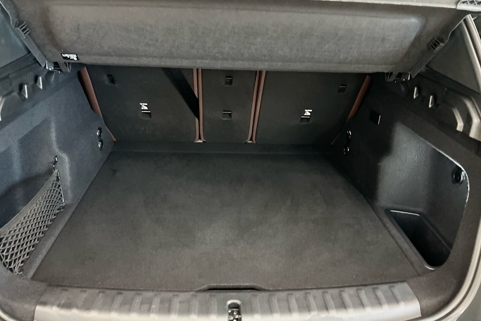 BMW X1 iso kuva 9