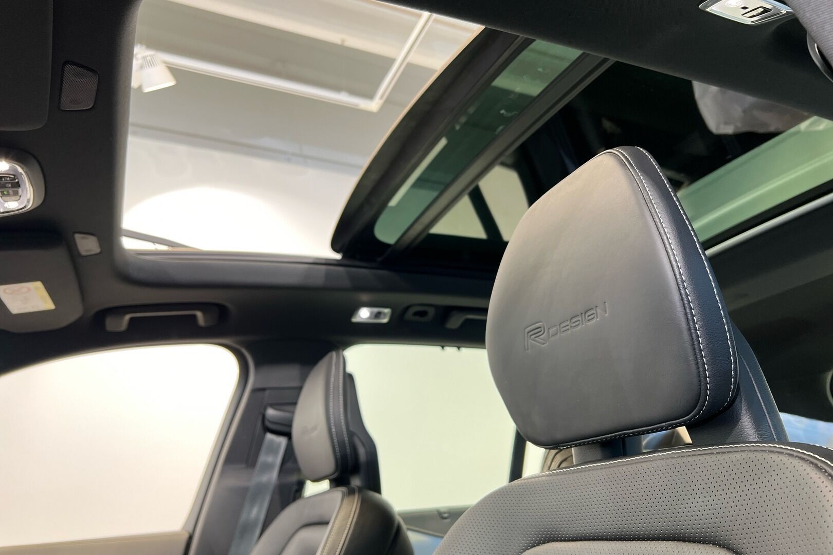 VOLVO XC90 iso kuva 11