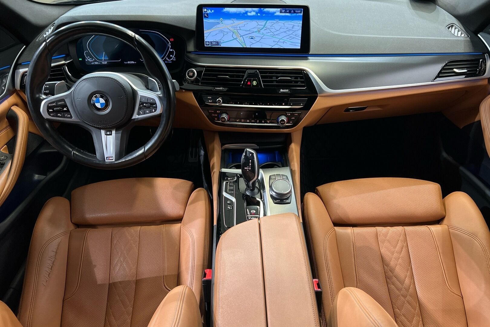 BMW 5-SARJA iso kuva 11