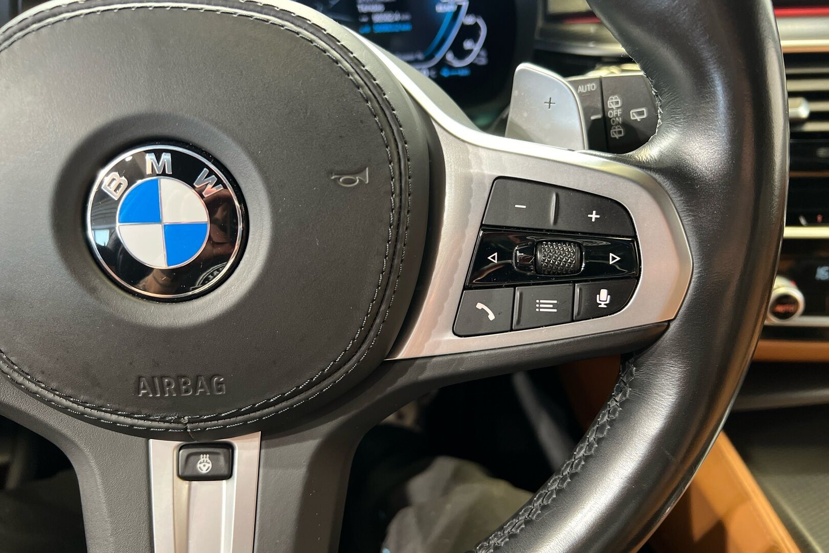 BMW 5-SARJA iso kuva 21