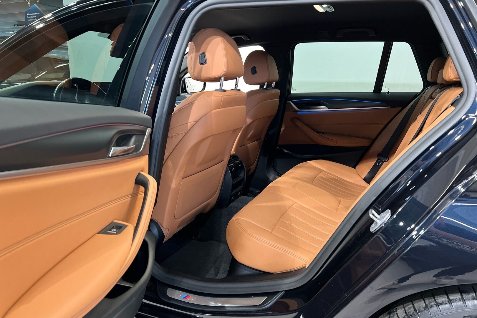 BMW 5-SARJA iso kuva 26