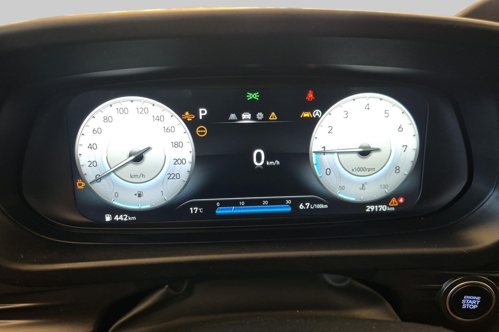 Hyundai i20 Hatchback iso kuva 13