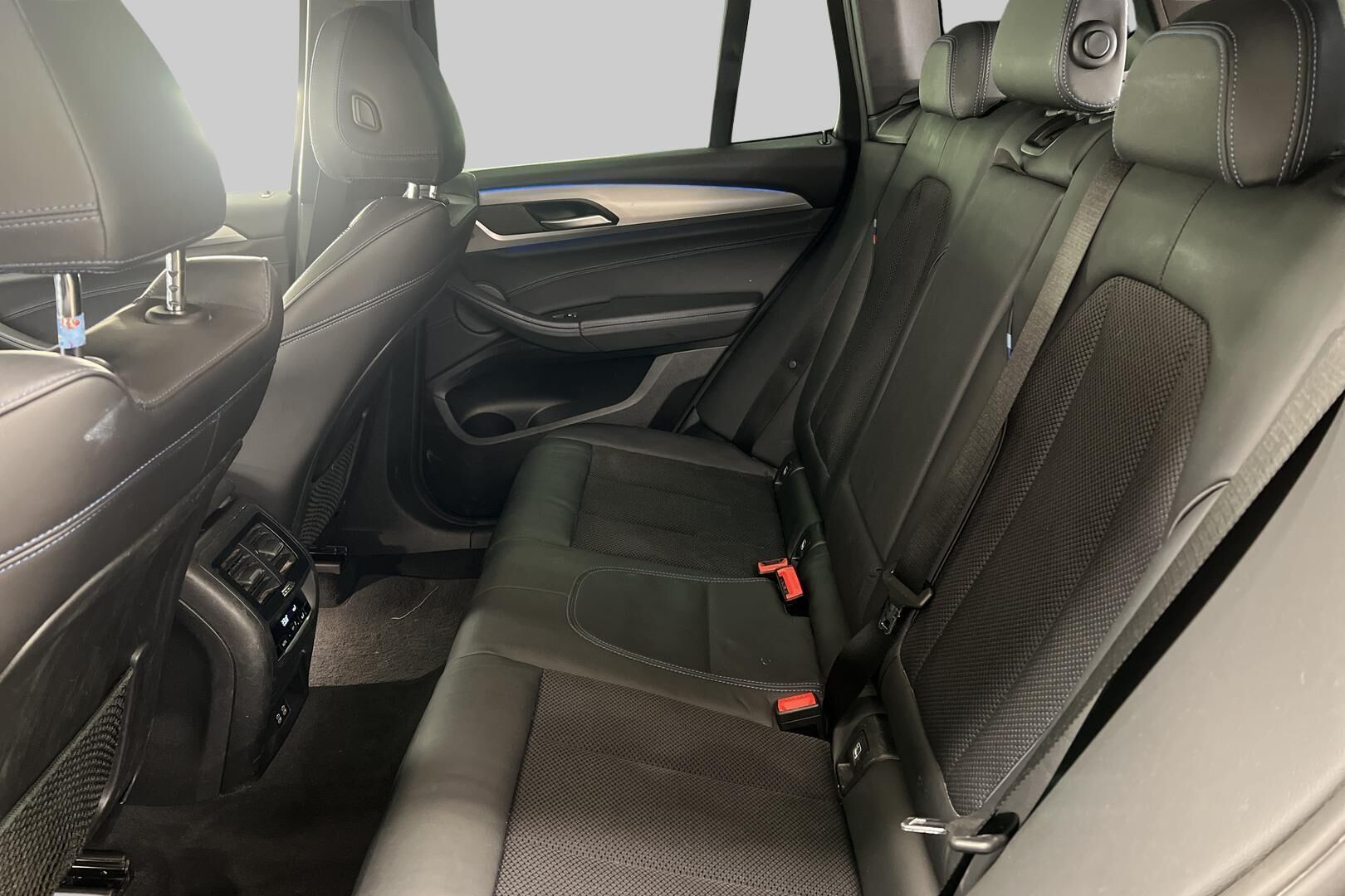 BMW X3 iso kuva 8