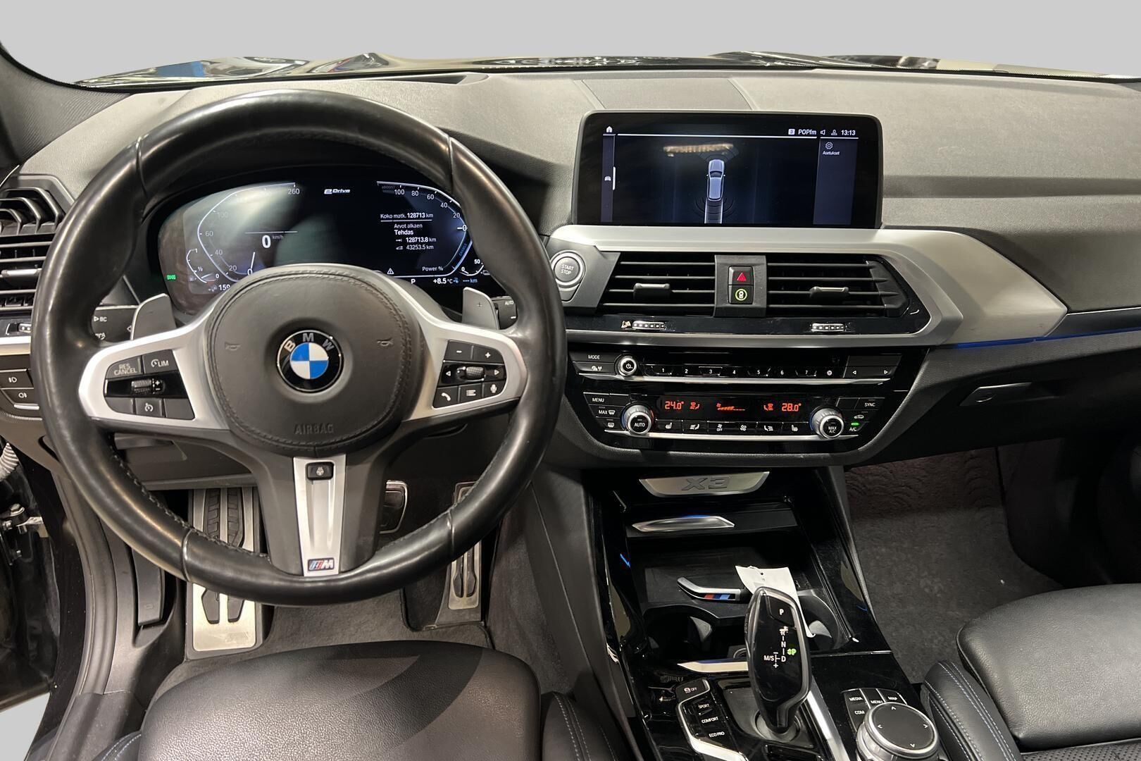BMW X3 iso kuva 9