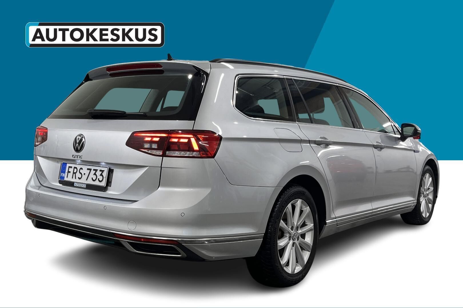 Volkswagen Passat iso kuva 14