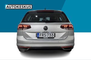Volkswagen Passat esikatselu 5
