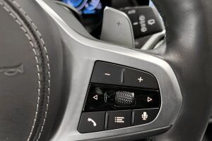 BMW X5 esikatselu 16