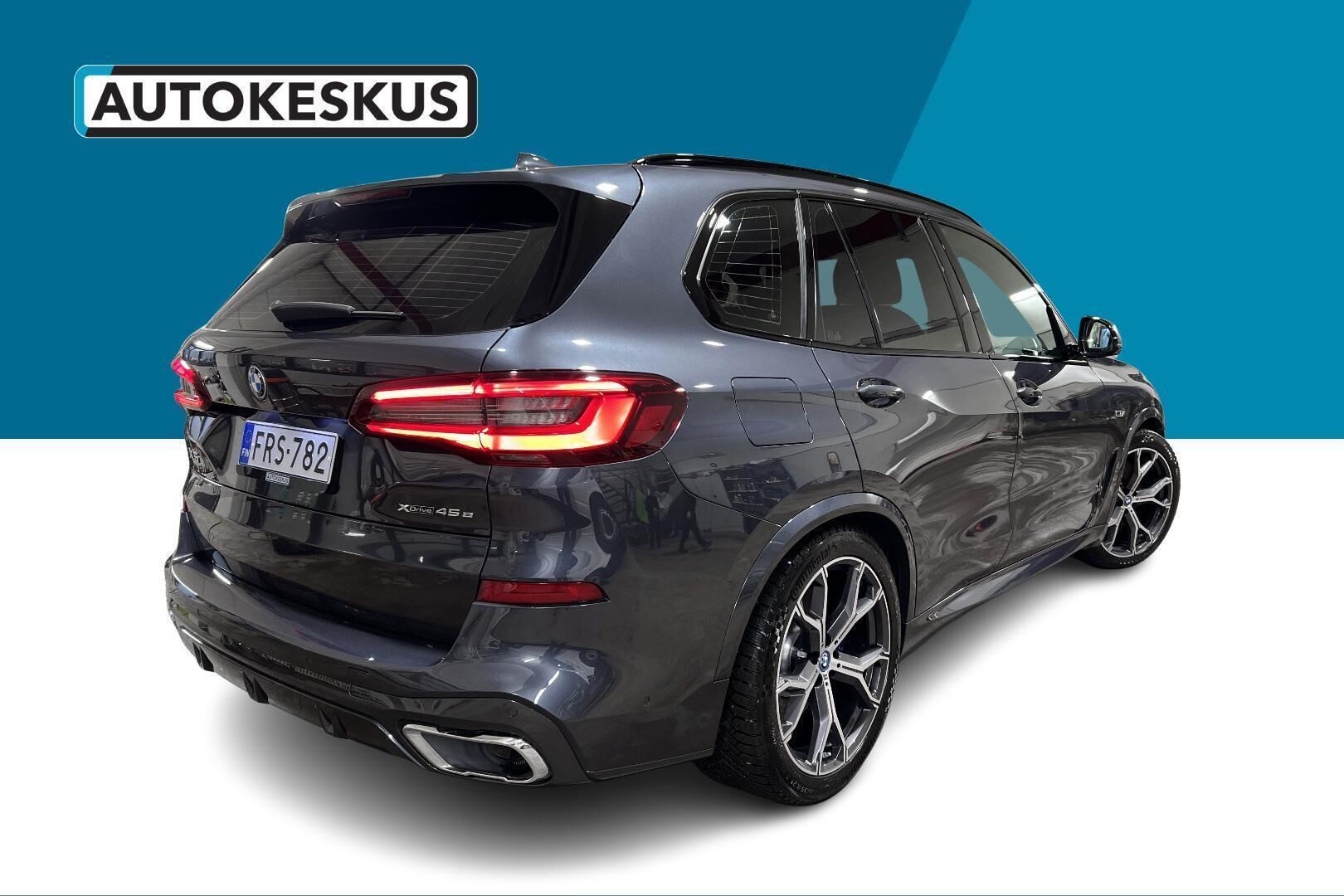 BMW X5 iso kuva 23
