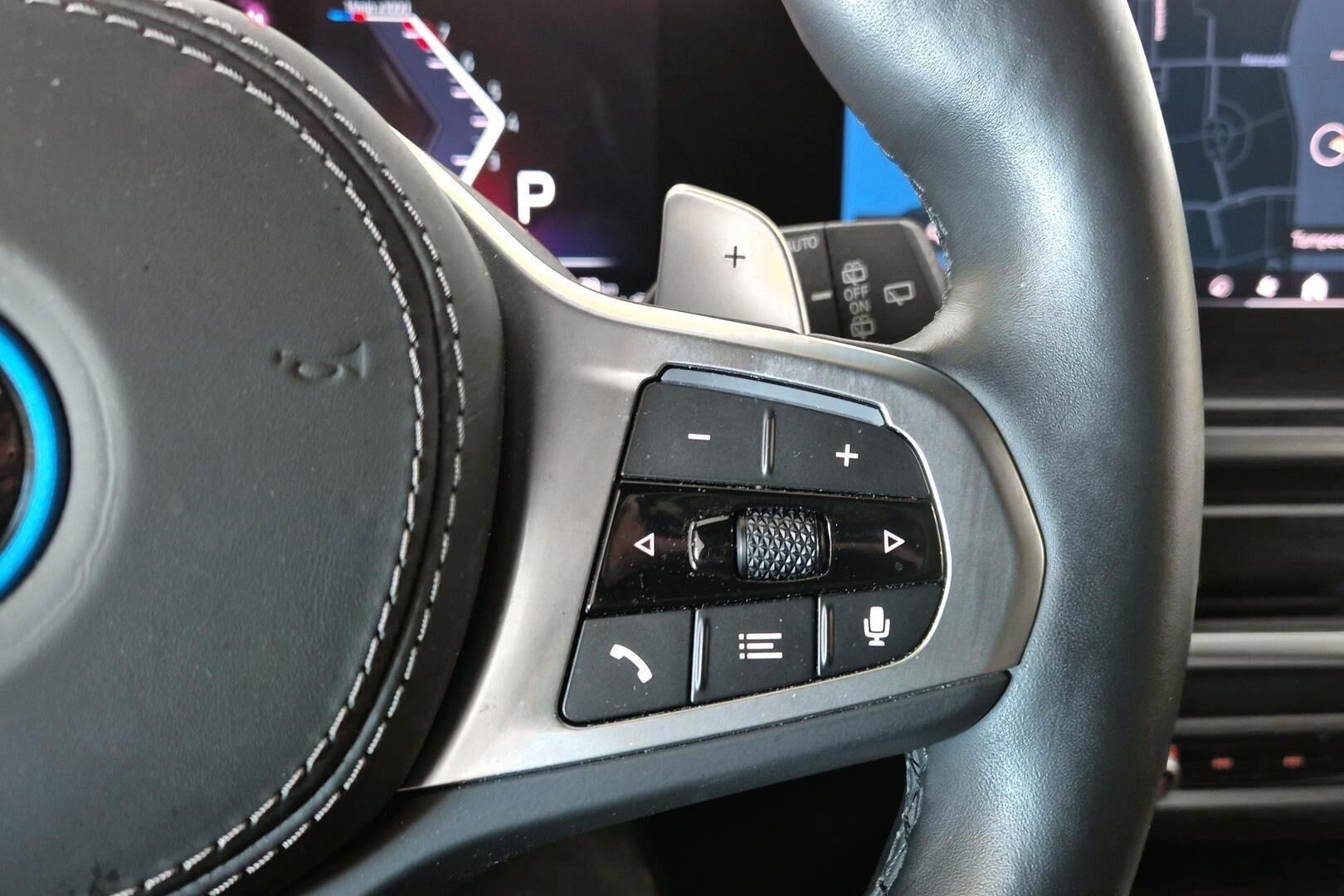 BMW X5 iso kuva 22