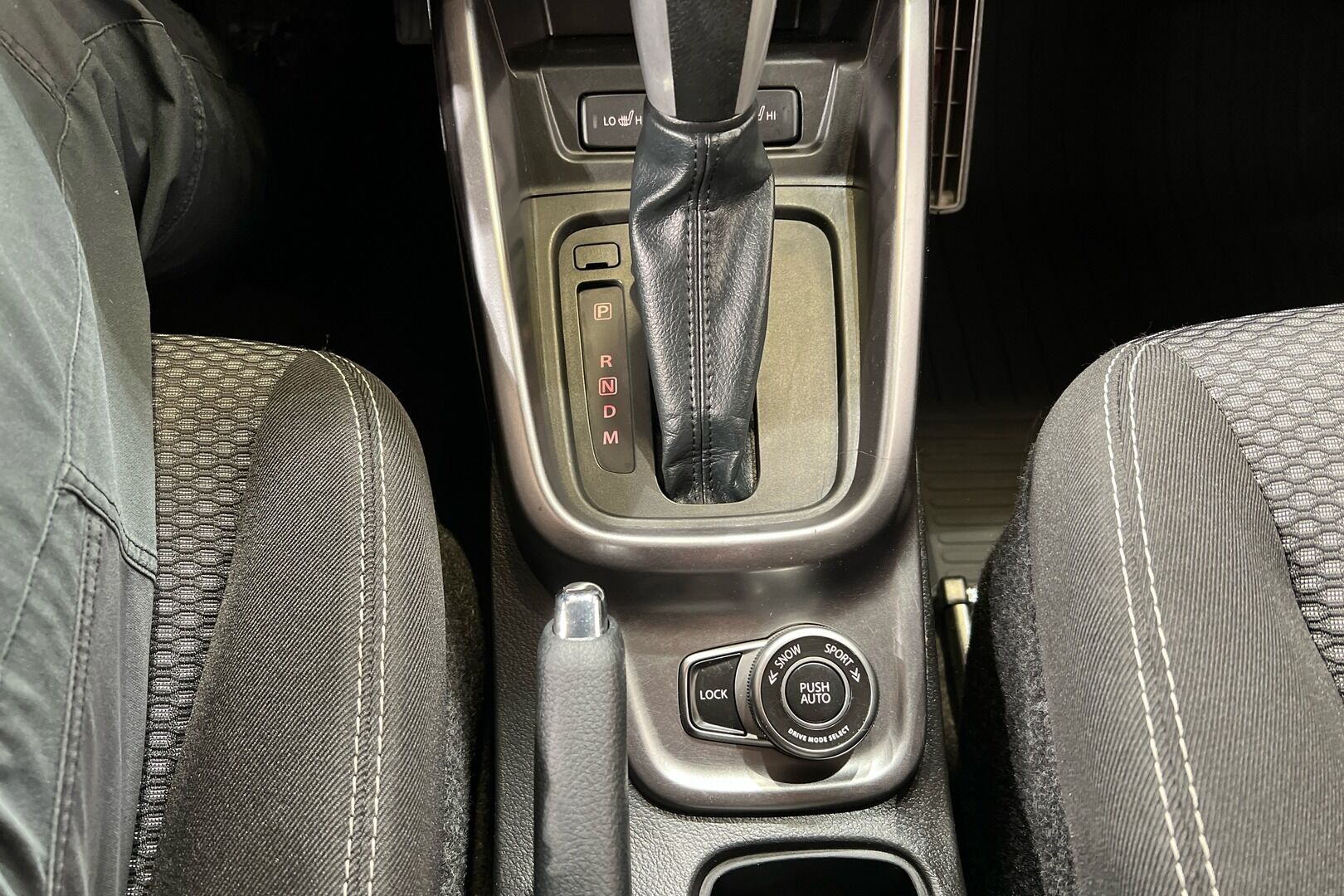 Suzuki Vitara iso kuva 17