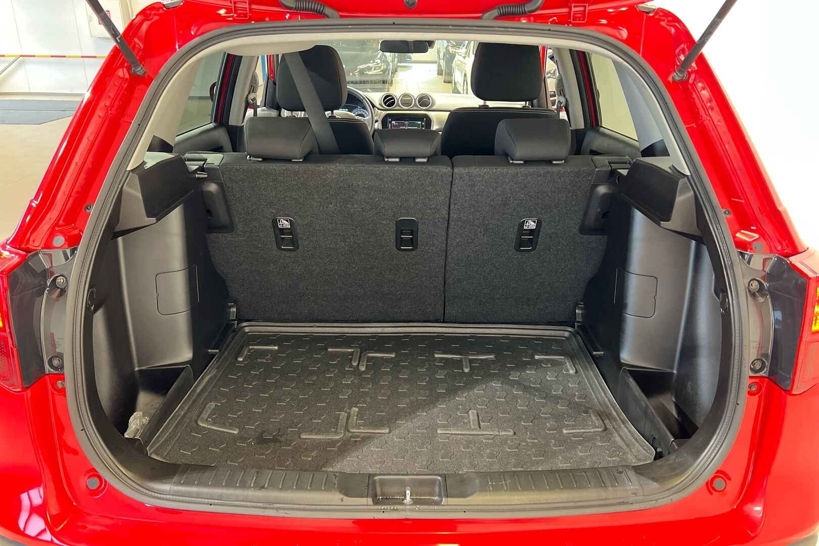 Suzuki Vitara iso kuva 4