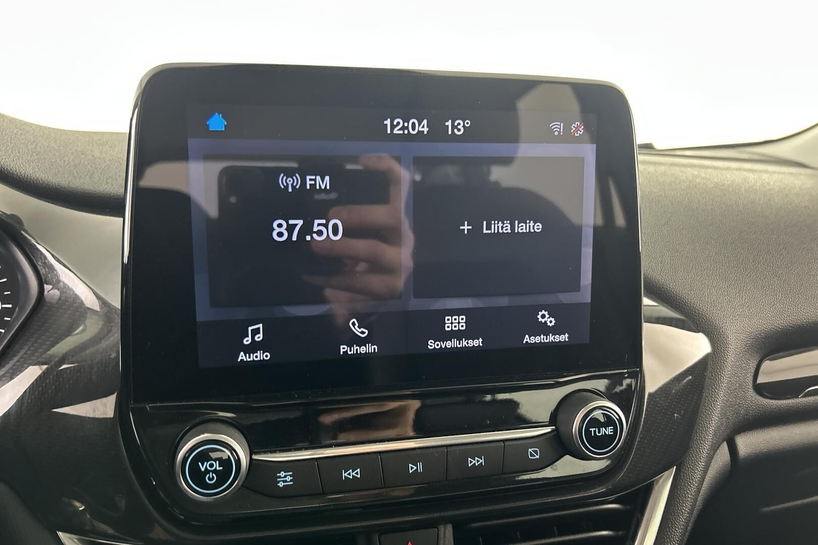 Ford Fiesta iso kuva 16