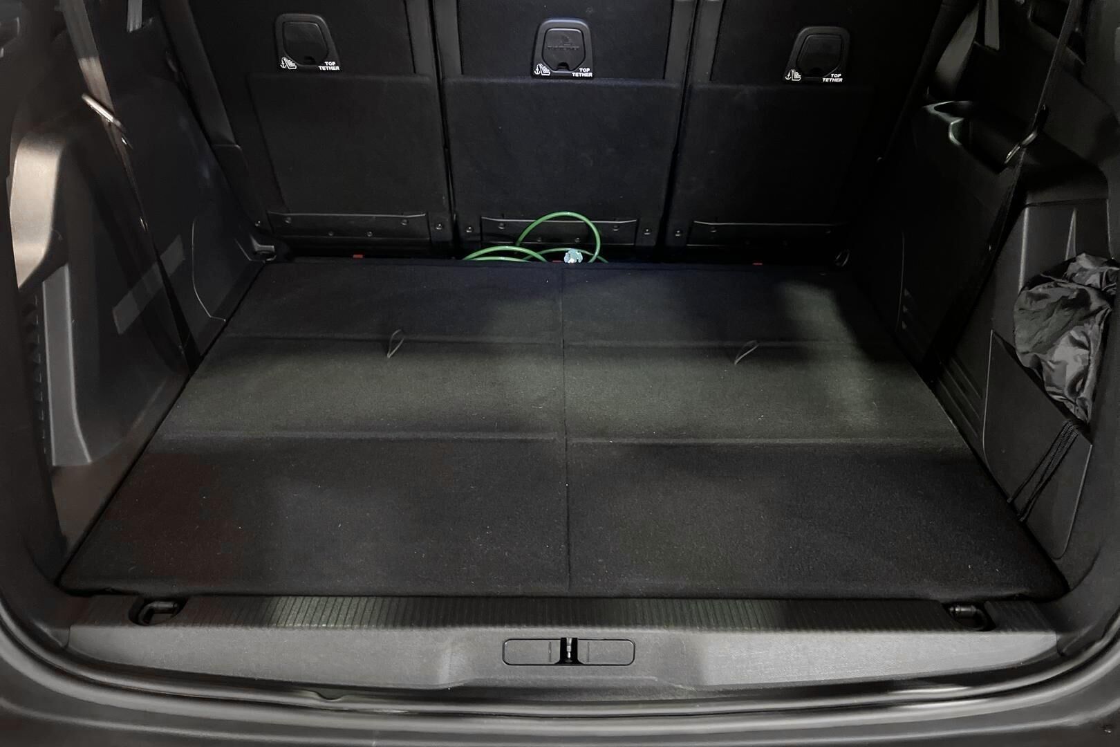 Peugeot 5008 iso kuva 12