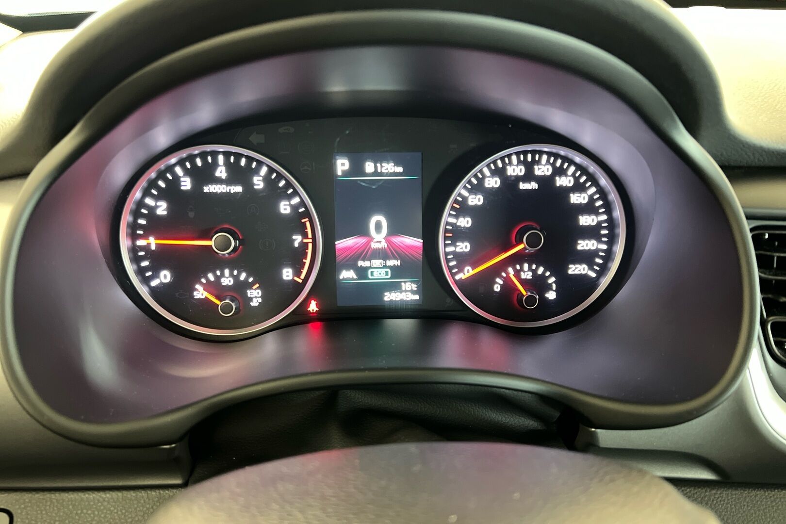 Kia Stonic iso kuva 11