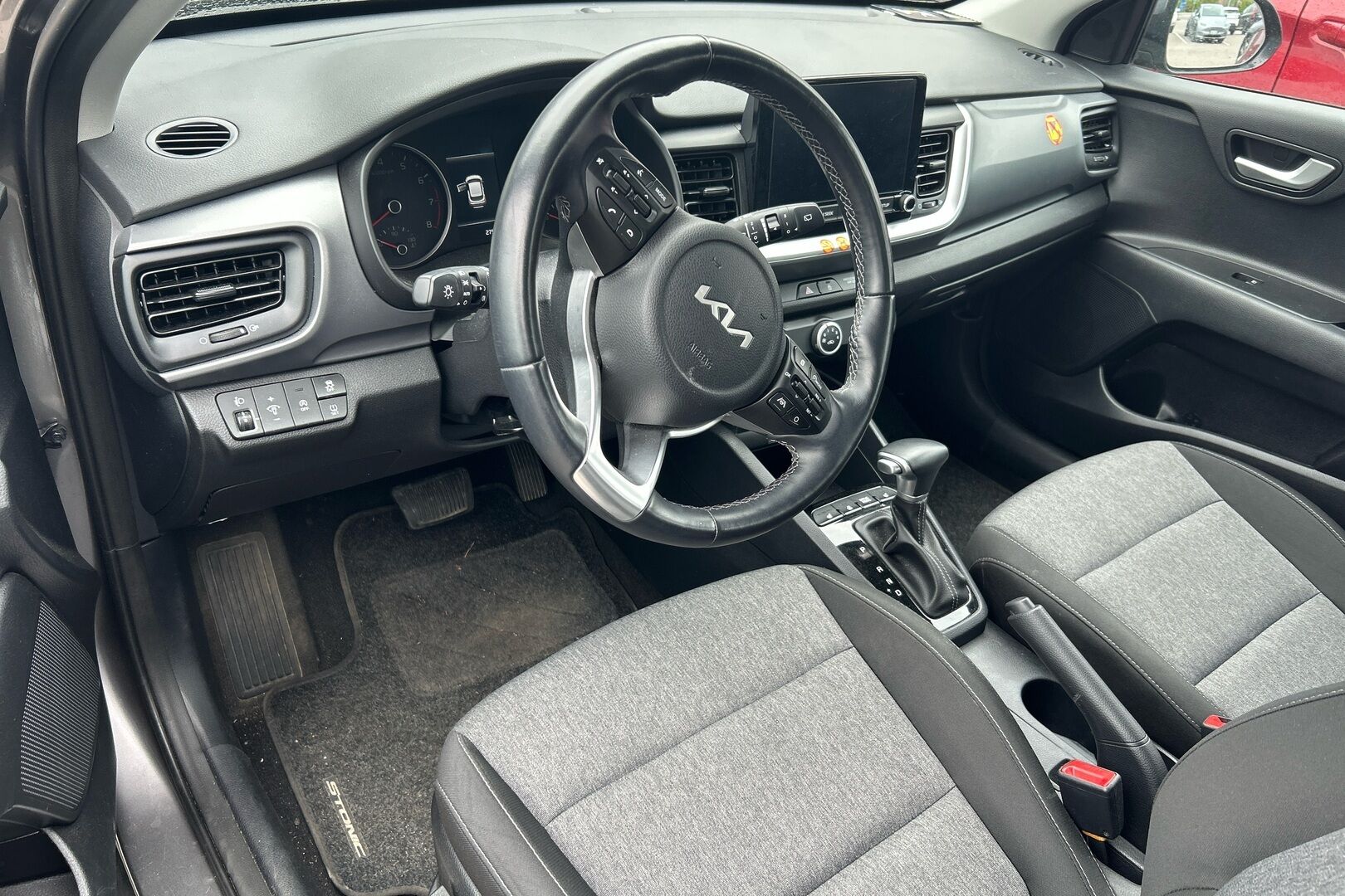 KIA Stonic iso kuva 1