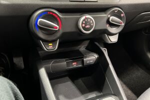 Kia Stonic esikatselu 14