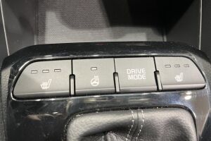 Kia Stonic esikatselu 15