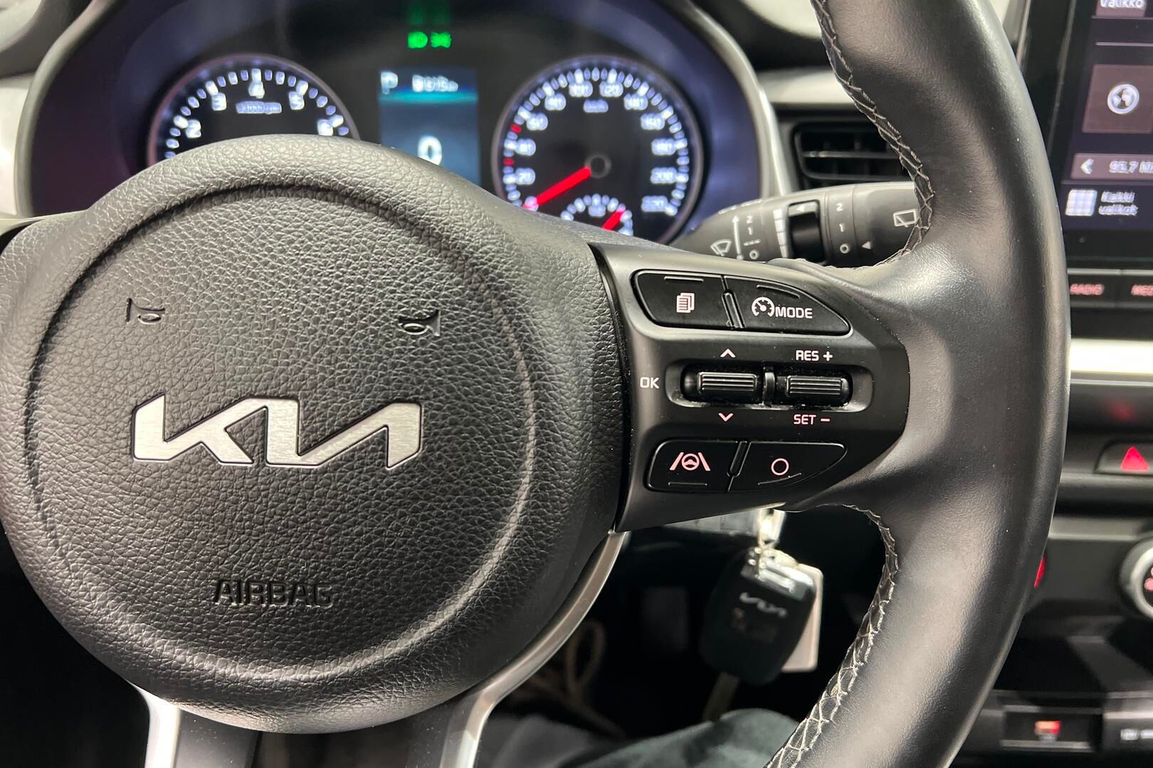 Kia Stonic iso kuva 18