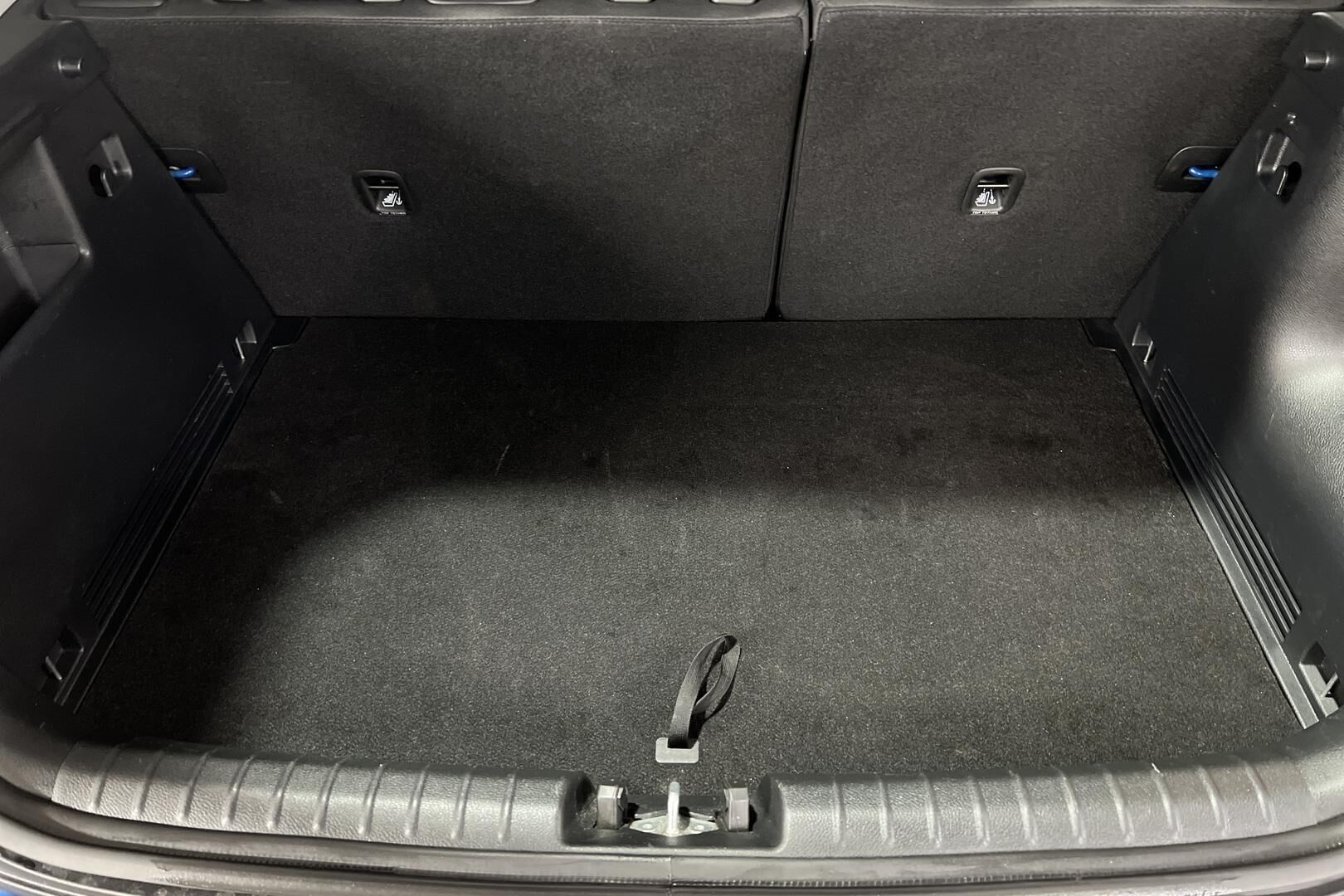 KIA Stonic iso kuva 12