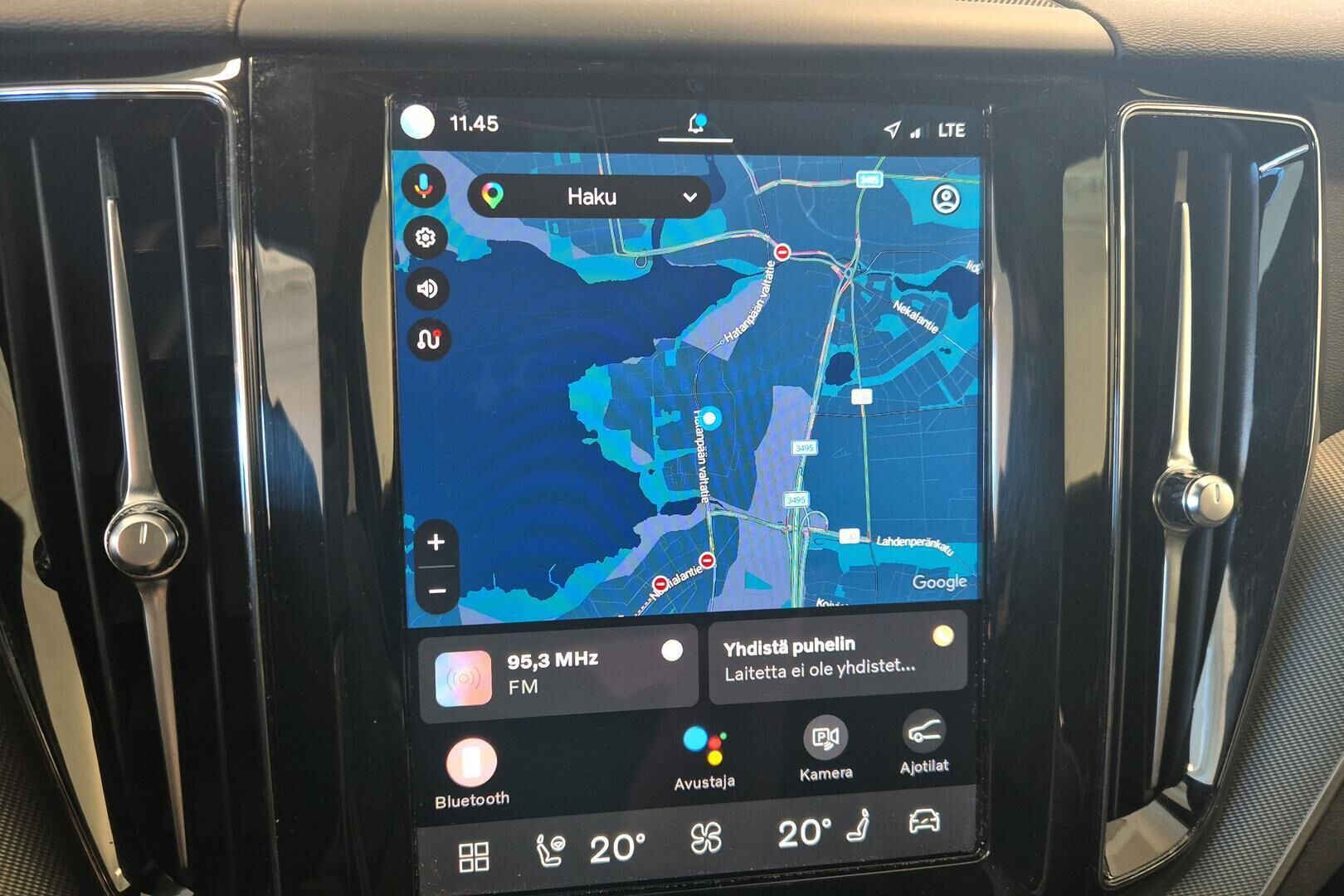 Volvo XC60 iso kuva 15