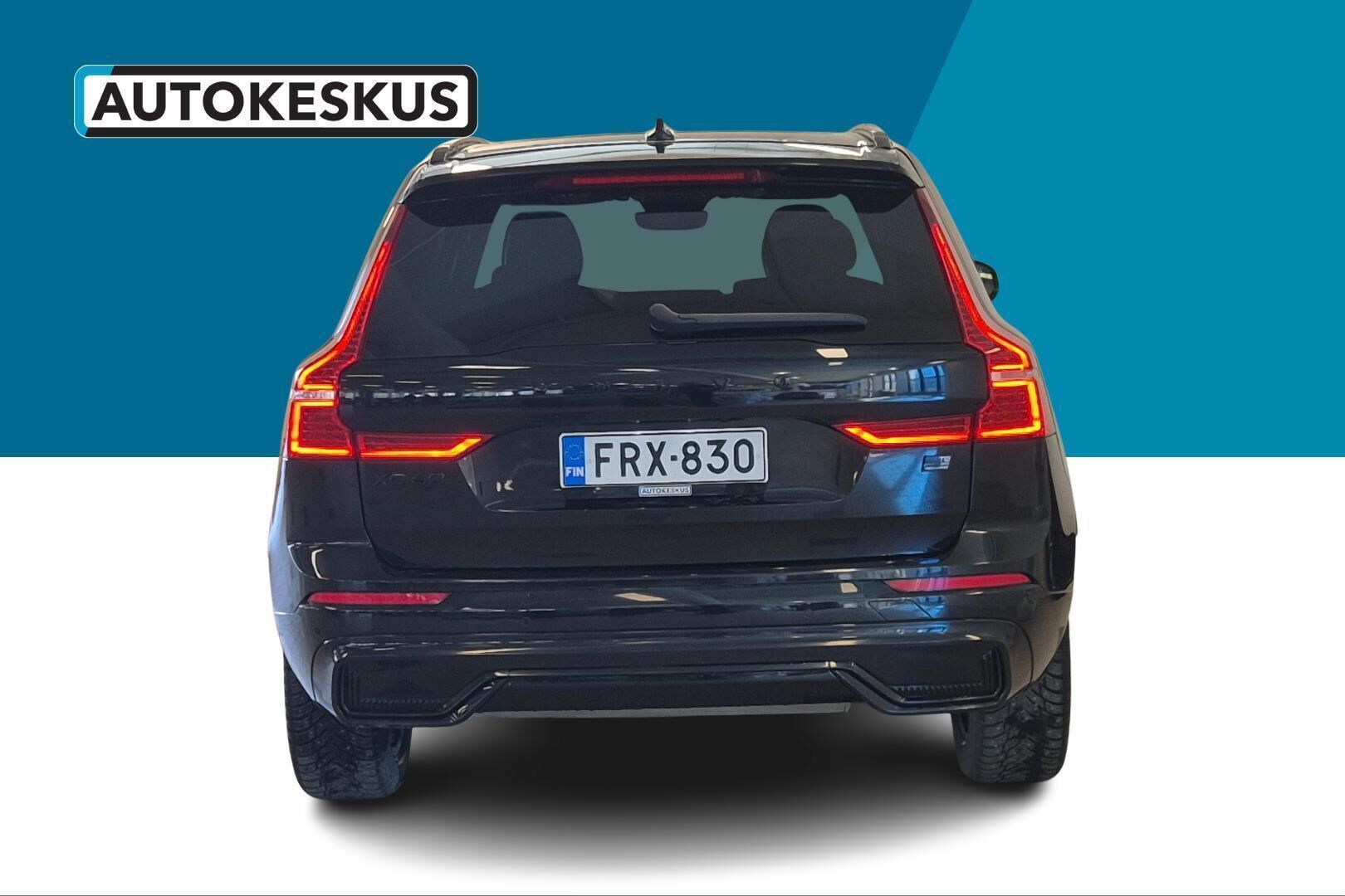 Volvo XC60 iso kuva 6