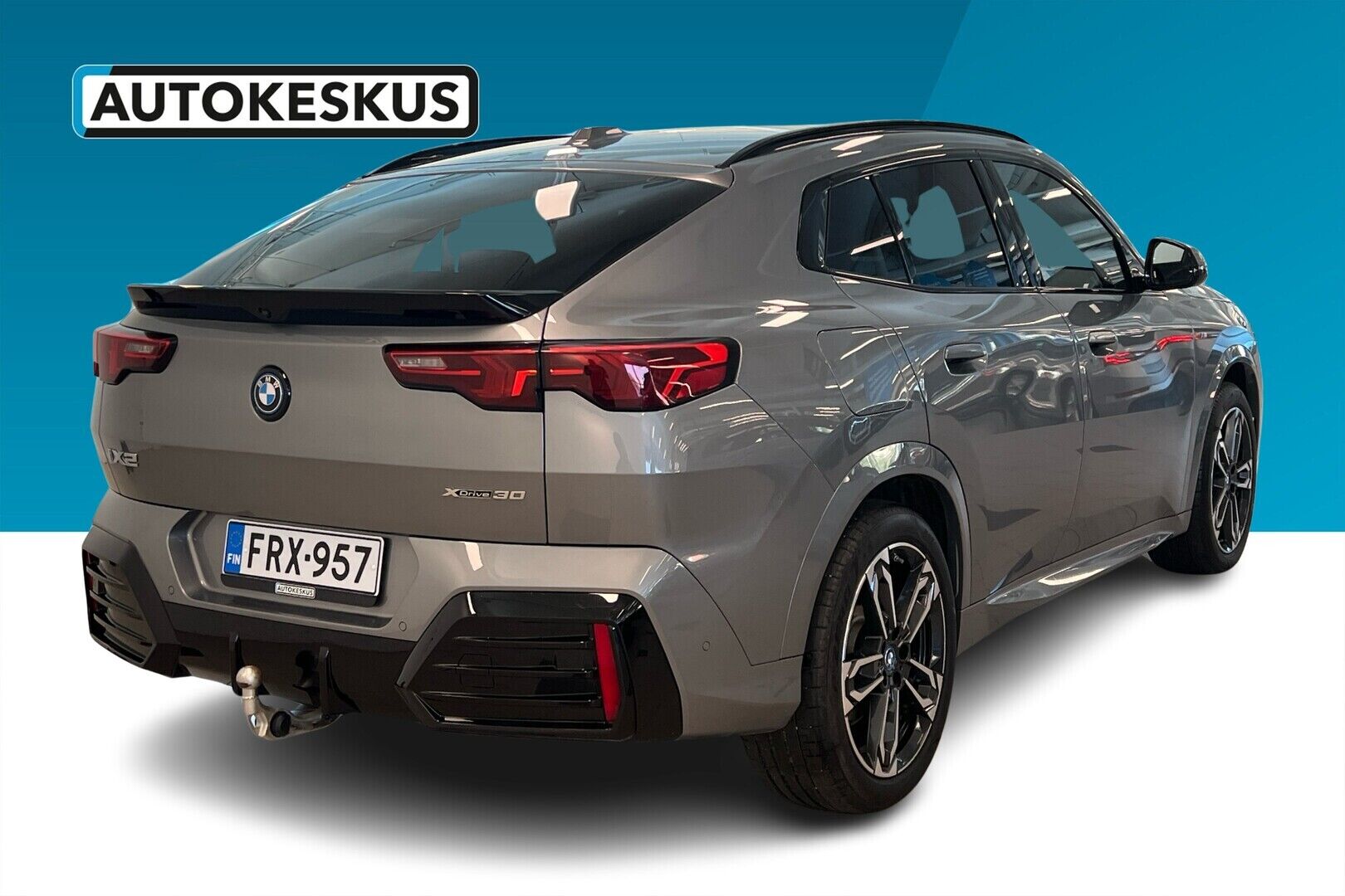 BMW iX2 iso kuva 1