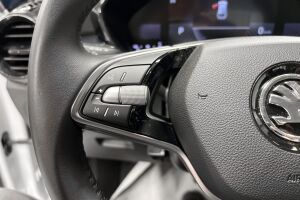 Skoda Fabia esikatselu 16