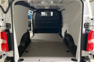 Toyota Proace esikatselu 8