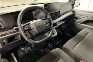 Toyota Proace esikatselu 5