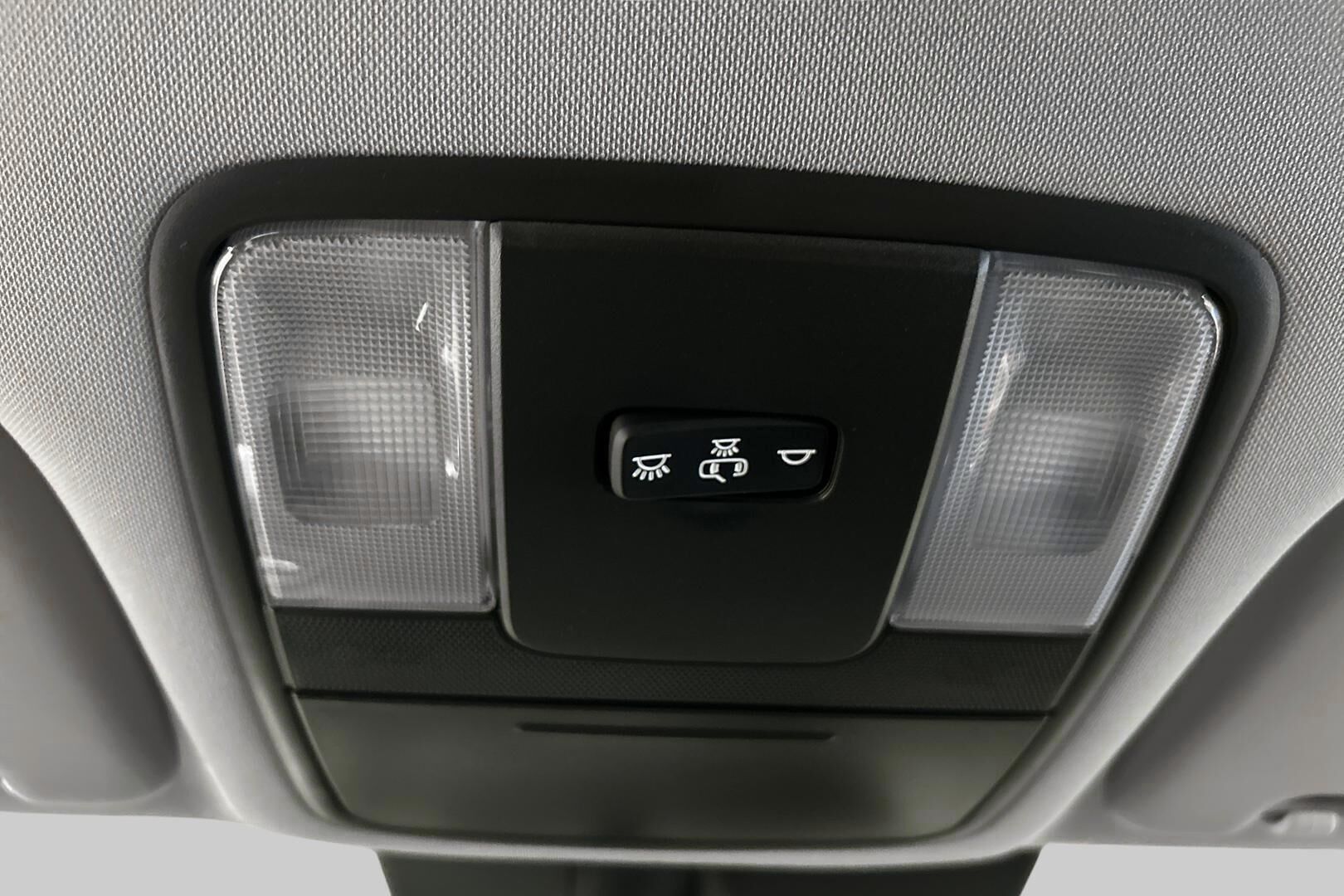 Kia Ceed iso kuva 25
