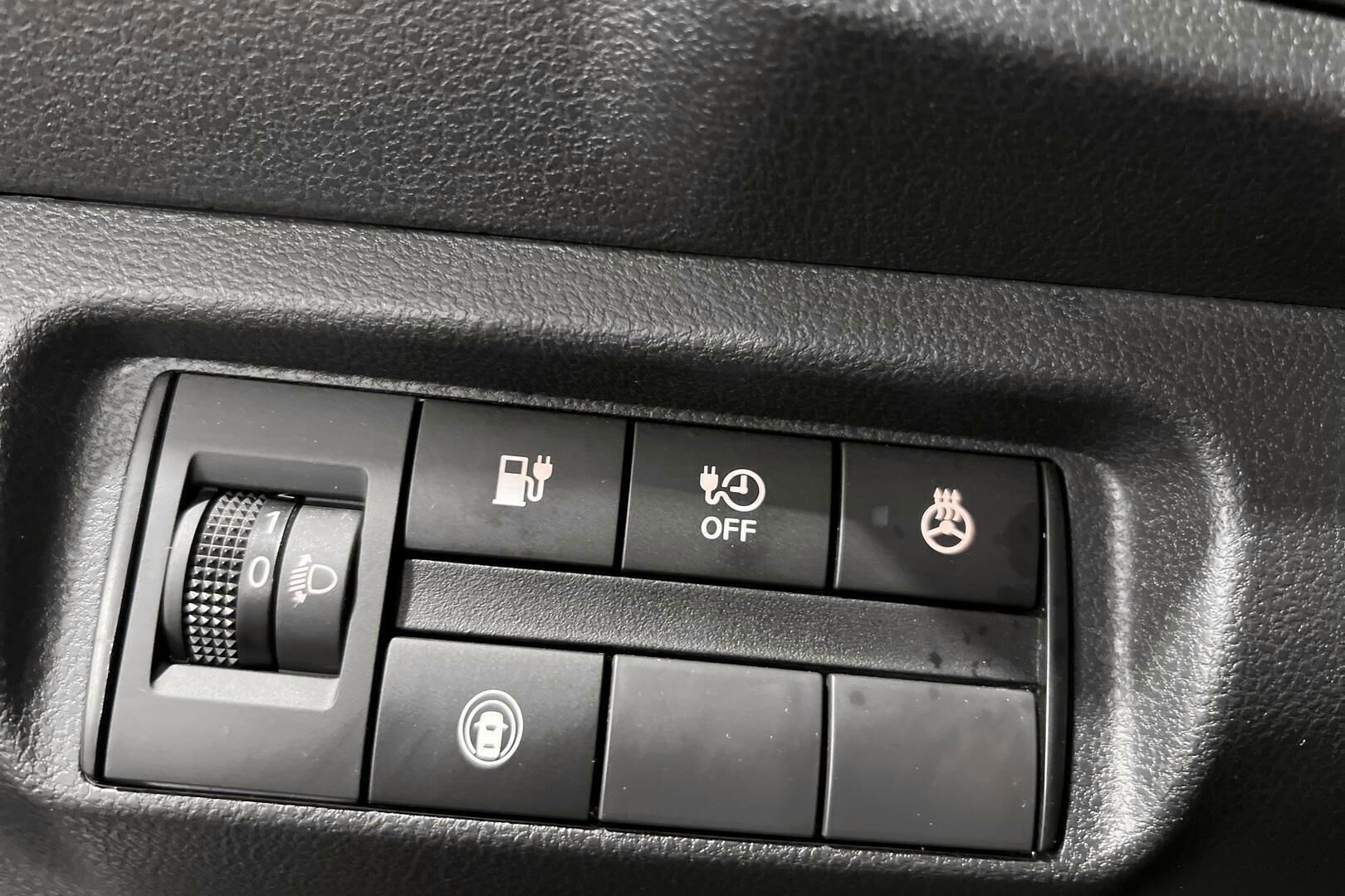 Nissan Leaf iso kuva 5