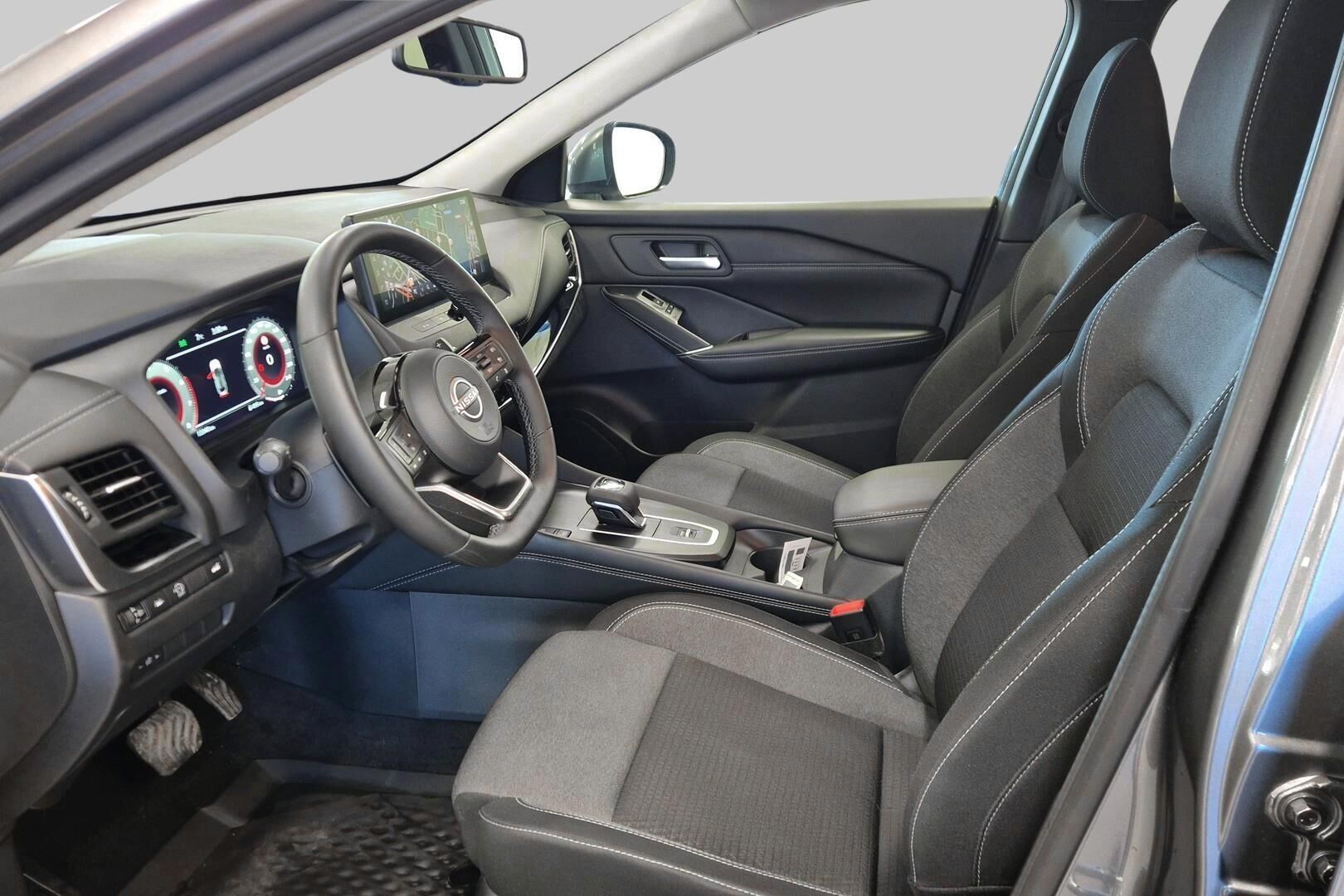 Nissan Qashqai iso kuva 9