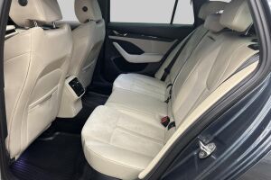 Skoda Octavia esikatselu 10