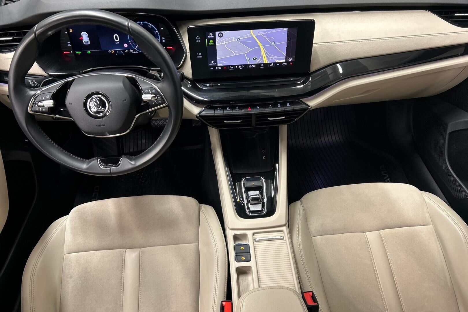 Skoda Octavia iso kuva 11