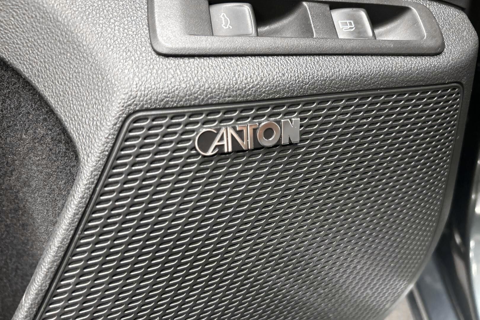 Skoda Octavia iso kuva 15