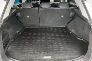 Lexus NX esikatselu 11