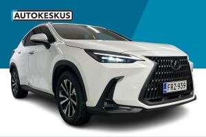 Lexus NX esikatselu 2