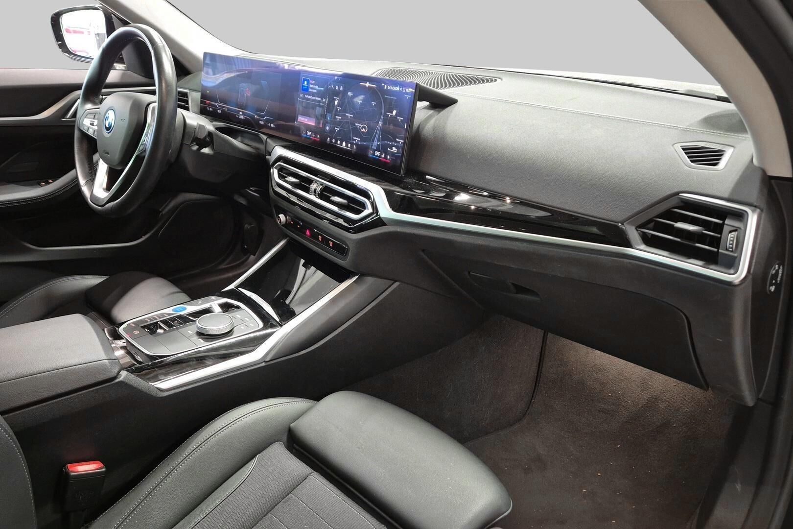 BMW I4 iso kuva 4