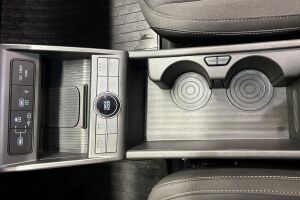 Hyundai KONA Electric esikatselu 13