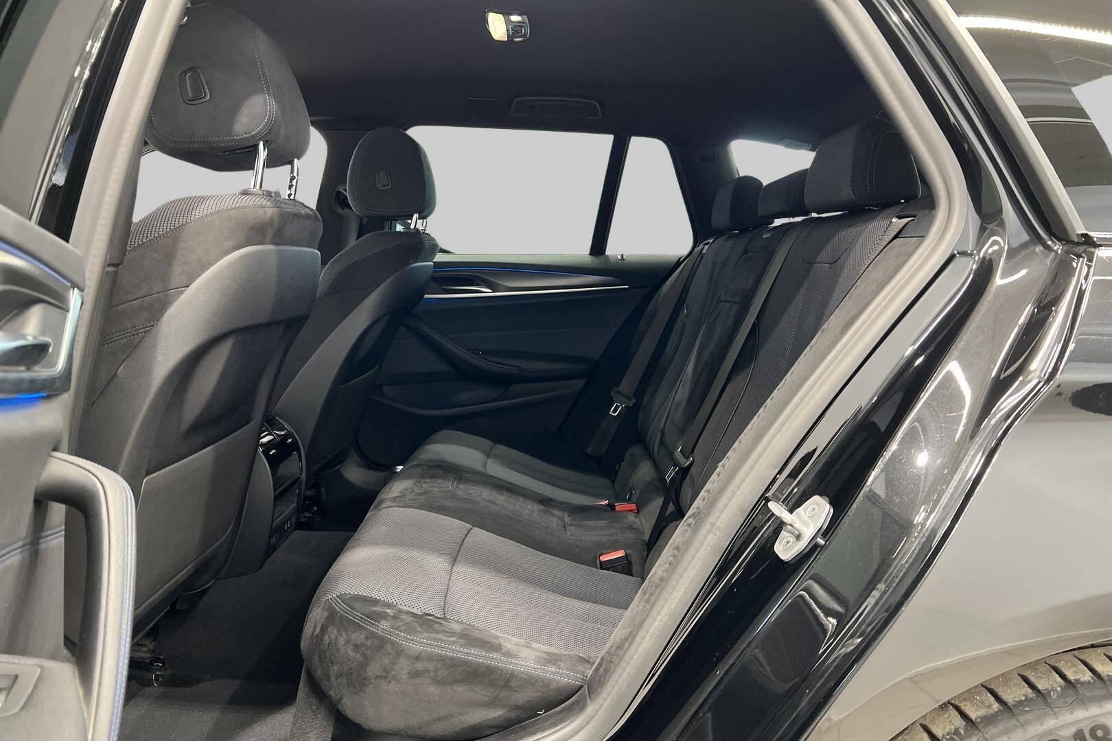 BMW 5-SARJA iso kuva 31