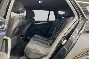 BMW 5-SARJA esikatselu 31