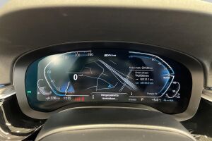 BMW 5-SARJA esikatselu 11