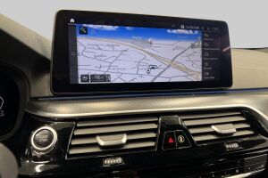 BMW 5-SARJA esikatselu 12