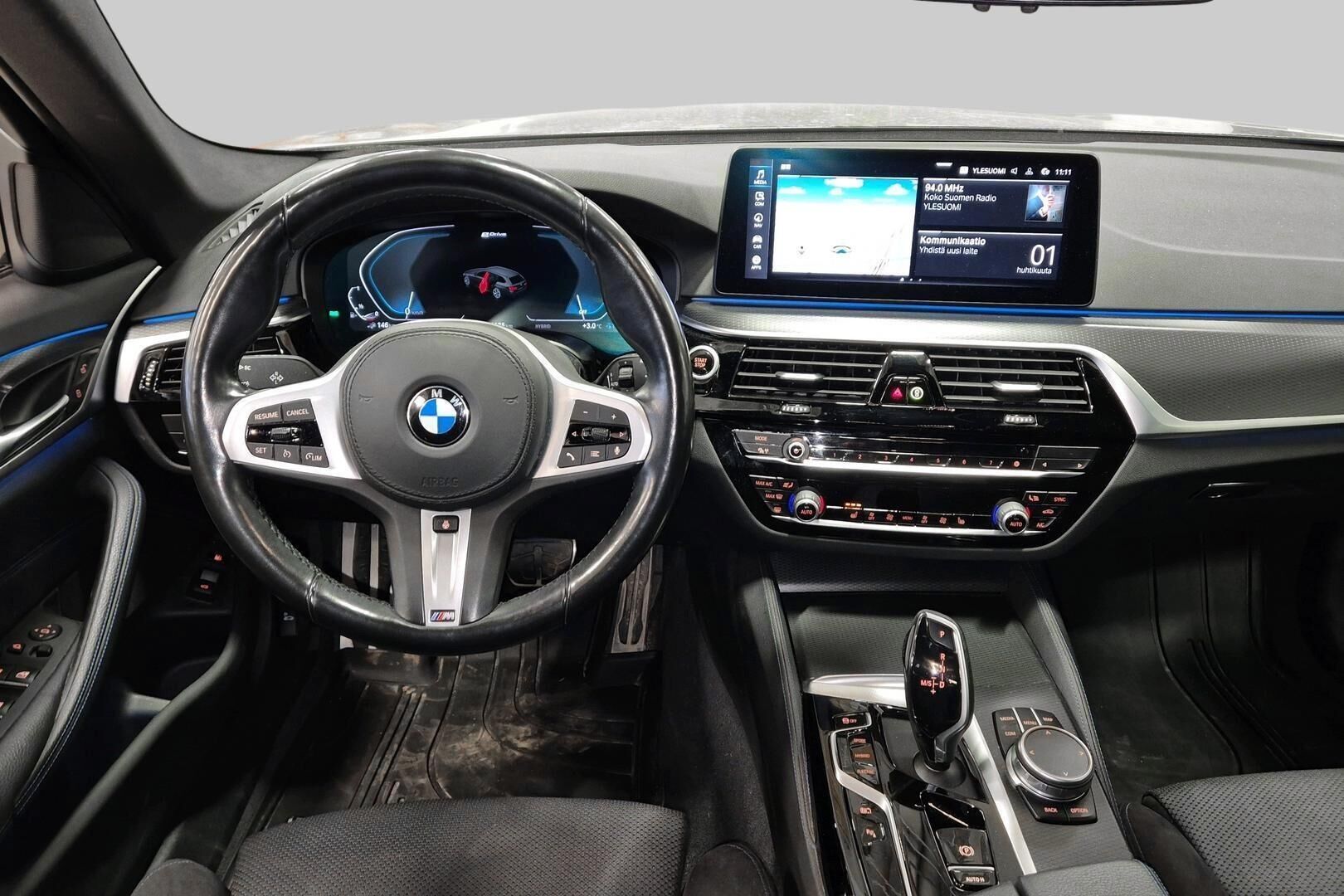 BMW 5-SARJA iso kuva 2