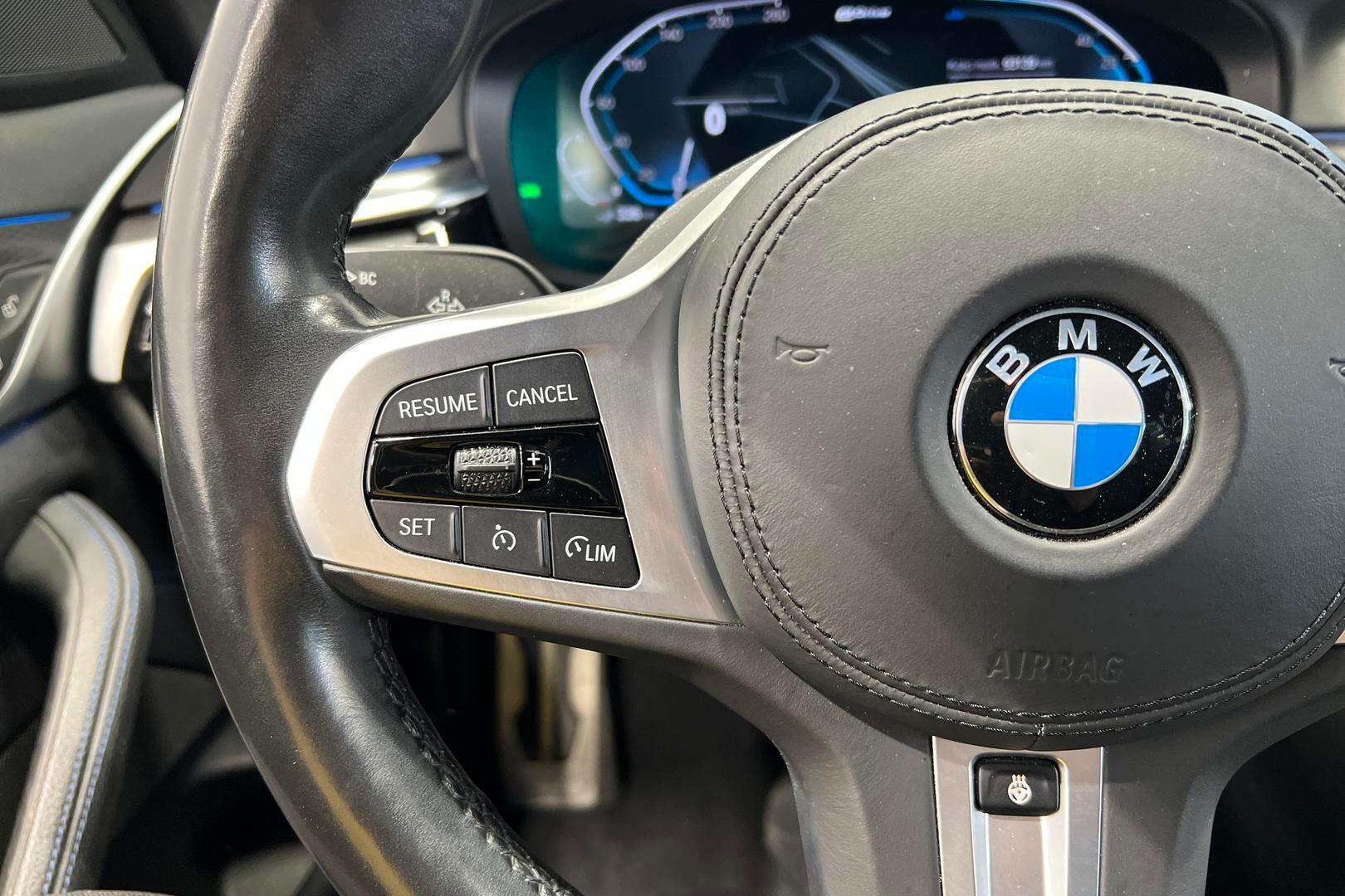 BMW 5-SARJA iso kuva 19