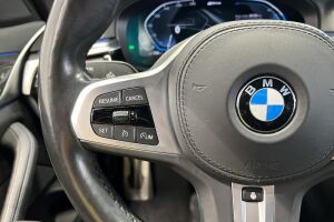 BMW 5-SARJA esikatselu 19