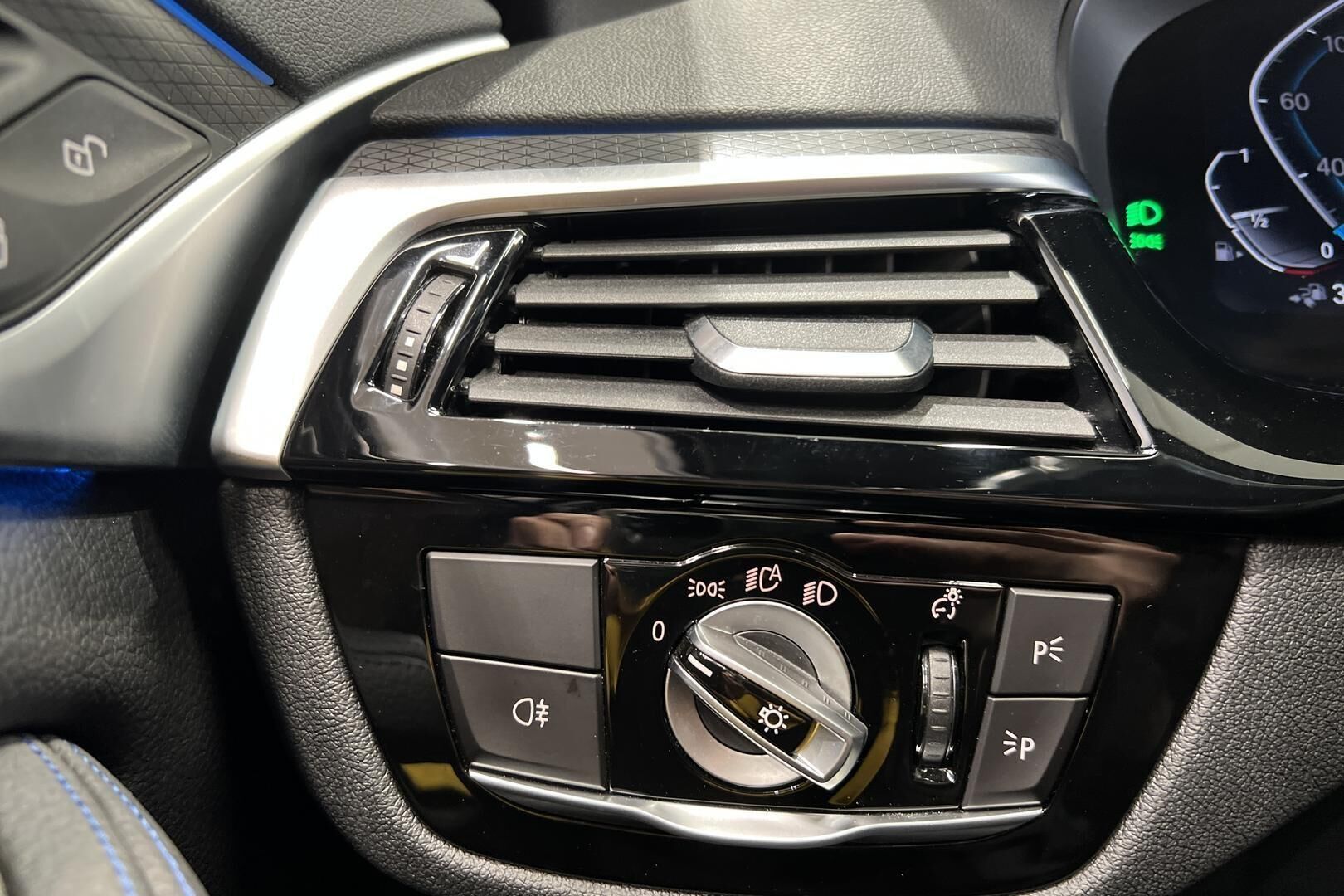 BMW 5-SARJA iso kuva 21