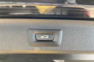 BMW 5-SARJA esikatselu 37